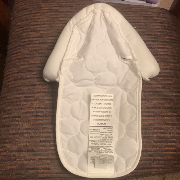 Goldbug infant head support car seat liner - Picture 2 of 3